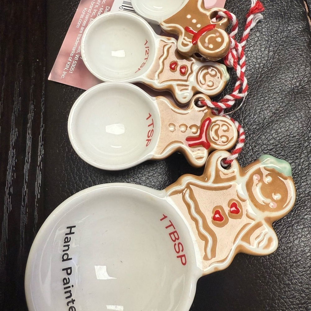 Holiday Time Gingerbread Measuring Spoons Set - Picture 2 of 3
